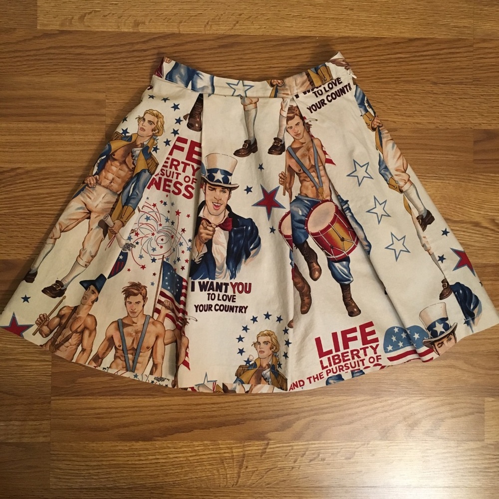Hunky man American skirt USA 4th of July
